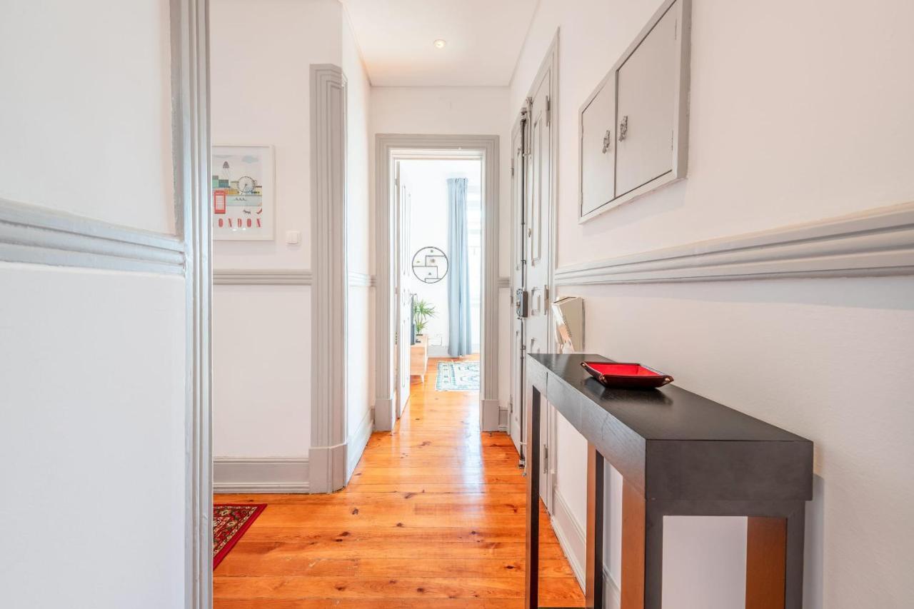 Vita Portucale ! Deluxe 3 Bedroom Apartment In Arroios Lisboa Dış mekan fotoğraf