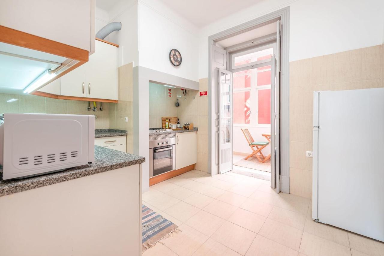 Vita Portucale ! Deluxe 3 Bedroom Apartment In Arroios Lisboa Dış mekan fotoğraf